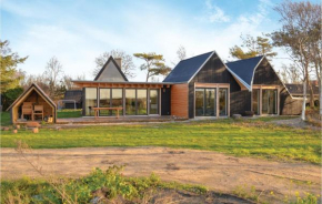 Beach Front Home In Ebeltoft With House Sea View